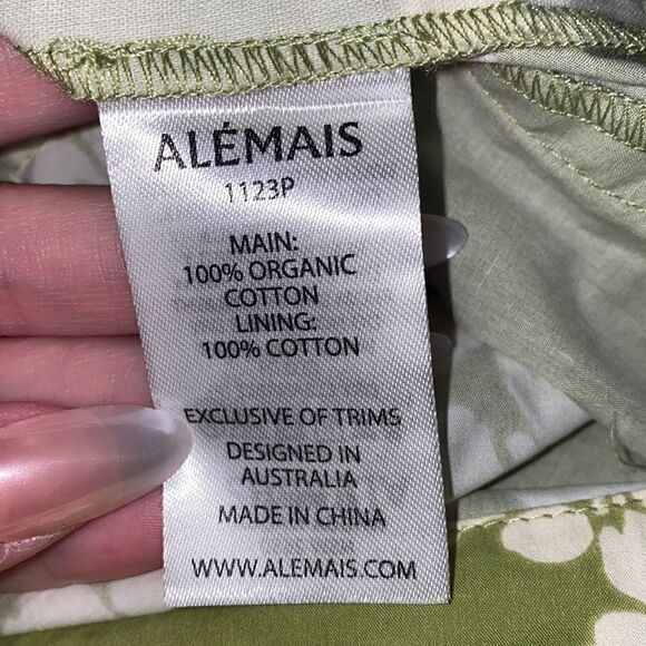 Alemais NWT Leisa Shorts in Organic Cotton in Green Floral Print Size 4 - Picture 14 of 14